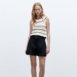 Bnwt High wasted pleated shorts